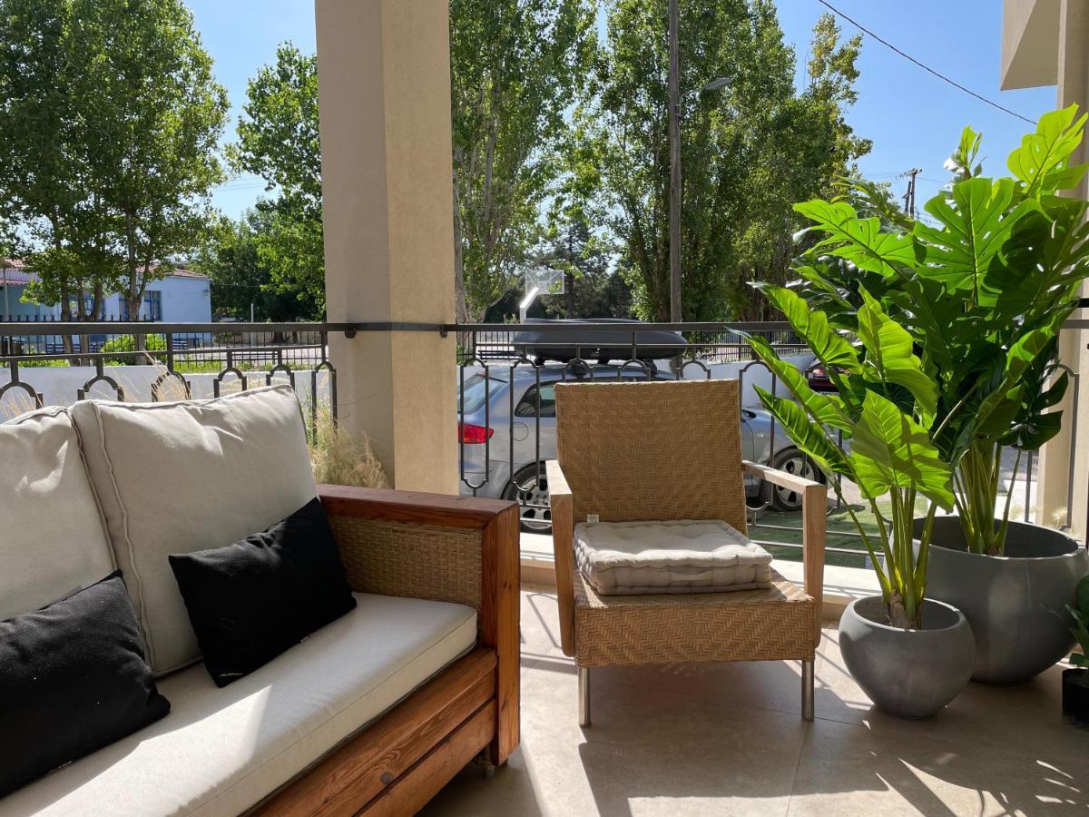 Kl Suites Lefkada - Feel At Home New Boho Apartment 400M From Beach Nidri Town Center Exterior photo