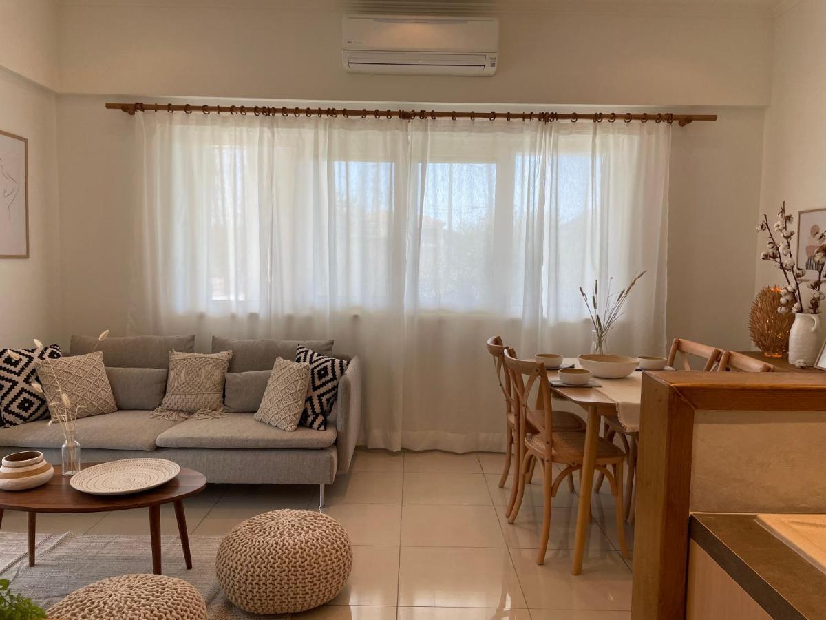 Kl Suites Lefkada - Feel At Home New Boho Apartment 400M From Beach Nidri Town Center Exterior photo